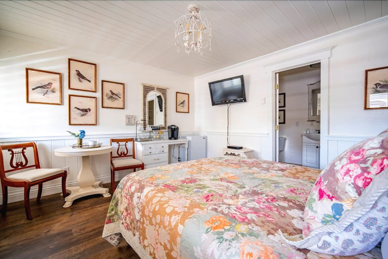 Bedroom 3, Bandon Marina Inn, Coos