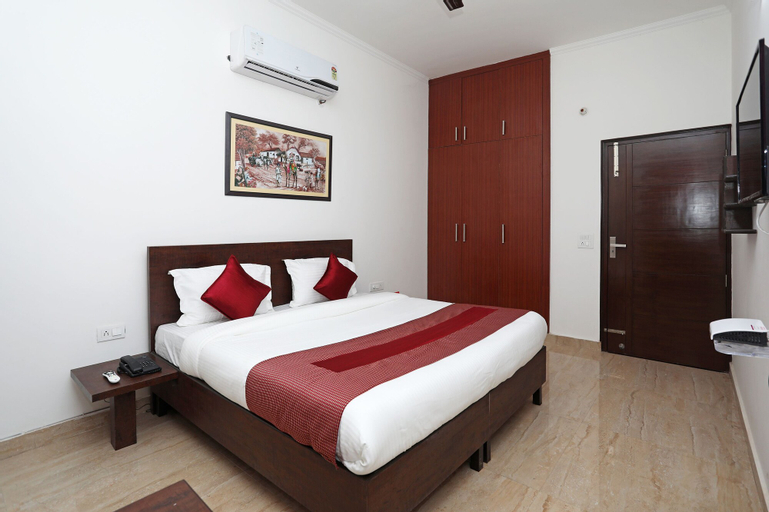 OYO 10888 Sector 46, Faridabad