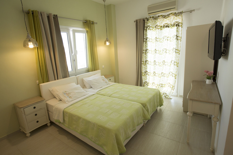Bedroom 3, Niriides Luxury Studios, South Aegean