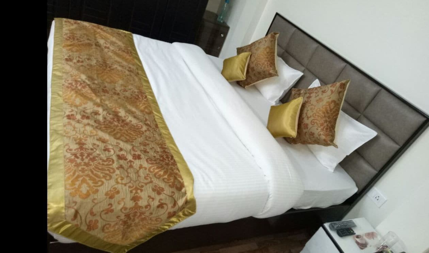 SRM House, Gautam Buddha Nagar