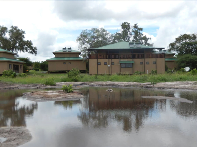 Thobolo's Bush Lodge, Chobe