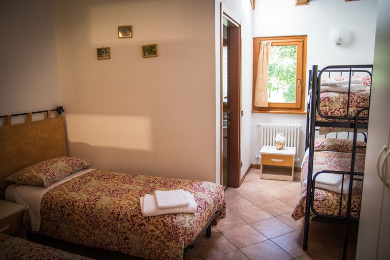 Bedroom 4, Val Rendena Village, Trento