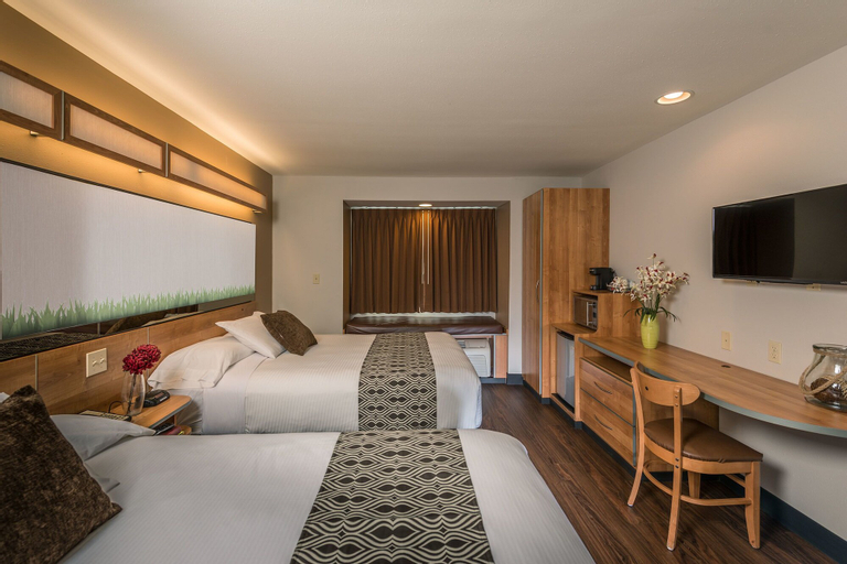 Bedroom 28
