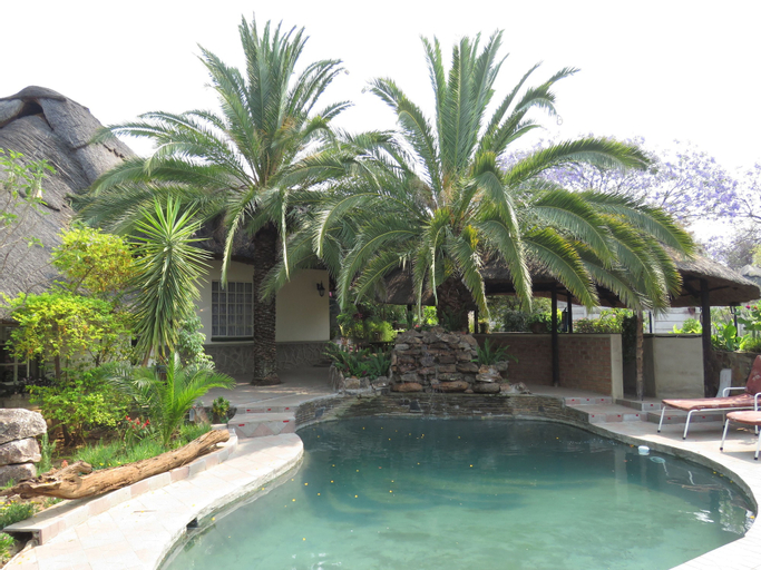 Parrot Lodge, Bulawayo