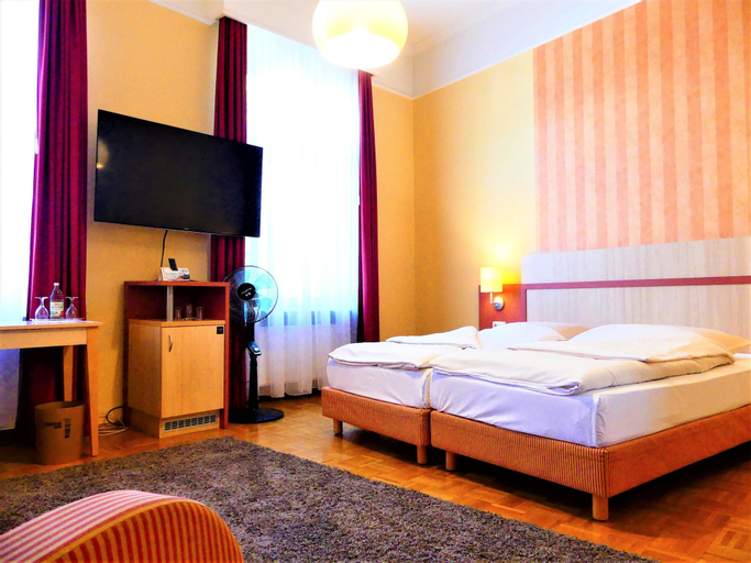 Bedroom 15