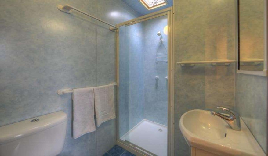 Bathroom 3, BIG4 Kelso Sands Holiday Park, West Tamar - Pt A