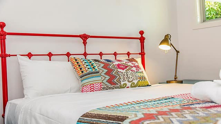 Bedroom 2, Your Luxury Escape - Red Bohemian, Byron