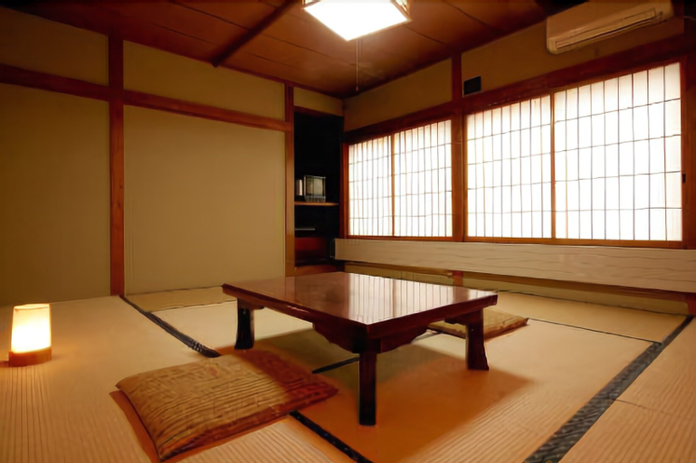 Ougiya Ryokan, Hakuba
