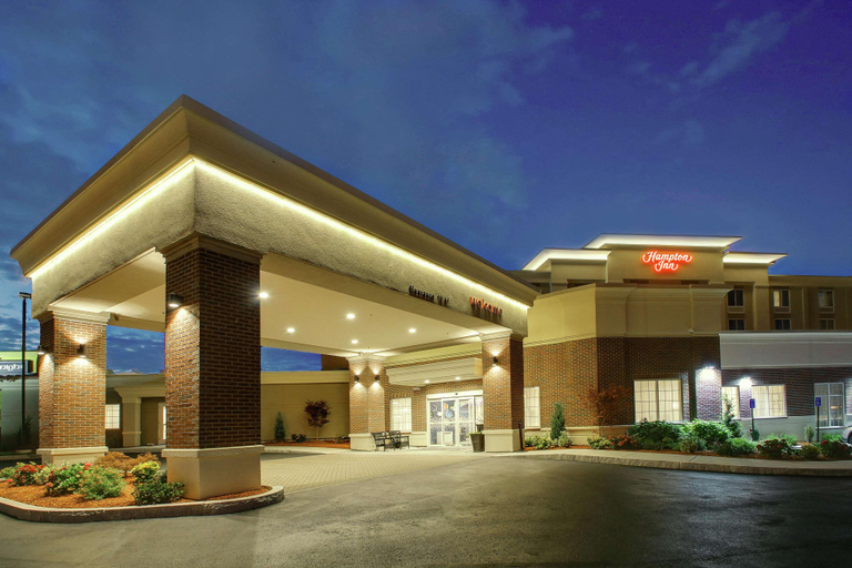 Exterior & Views 1, Hampton Inn Pawtucket, Providence