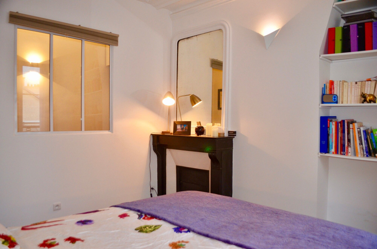 Bedroom 3, Residence central marais, Paris