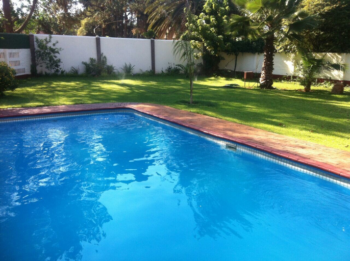 Jules Place, Bulawayo