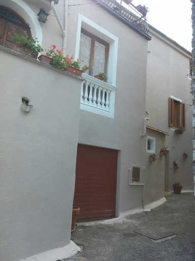 Exterior & Views 2, Bed and Breakfast IL CAVALIERE, Isernia