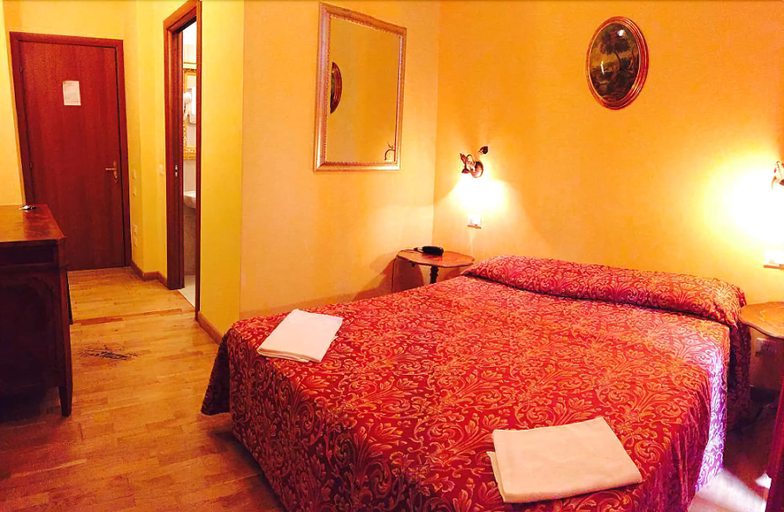 Bedroom 4, Hotel Domus Termini, Rome