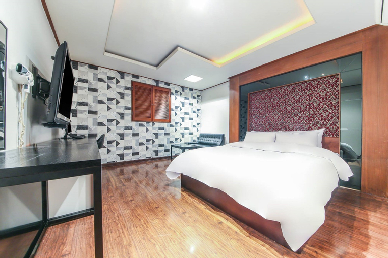 Hotel Raton, Yangju