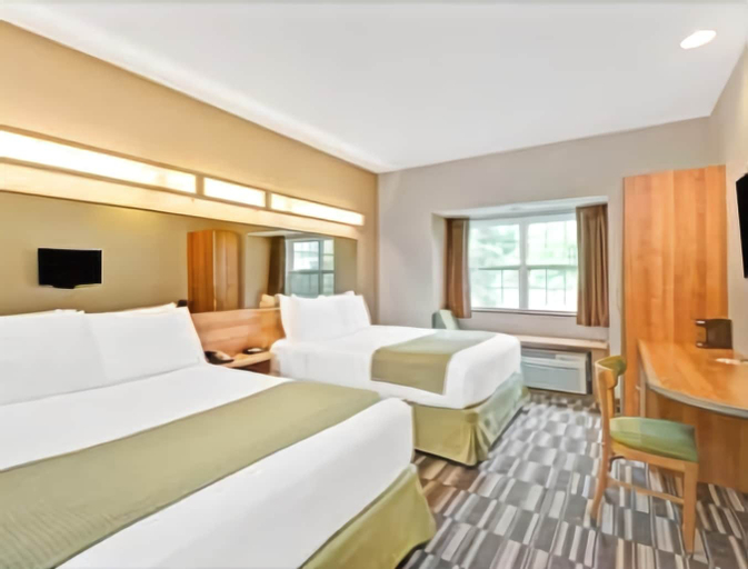 Bedroom 25