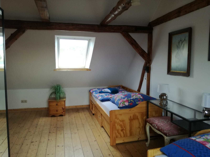 Bedroom 4, Gästehaus Leinetal, Göttingen