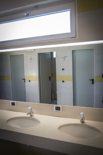 Bathroom 5, Val Rendena Village, Trento