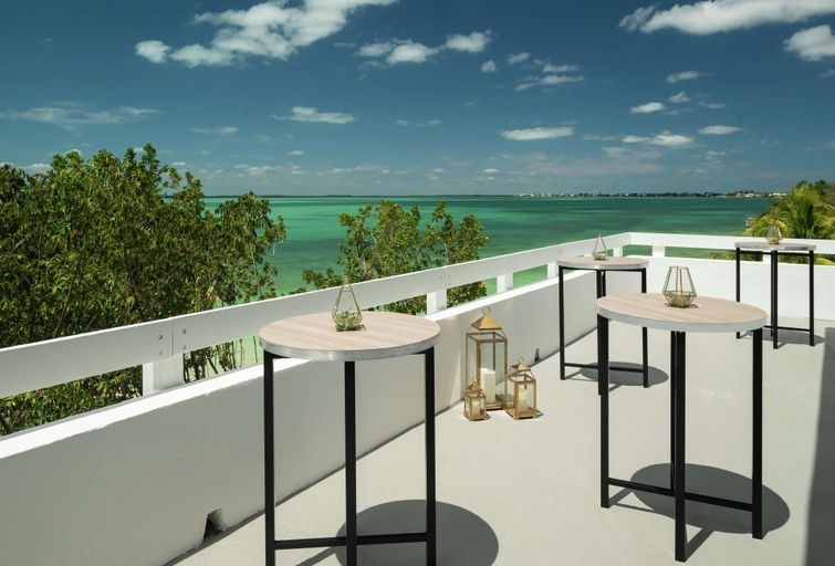 Sport & Beauty 3, Bakers Cay Resort Key Largo Curio Collection by H, Monroe