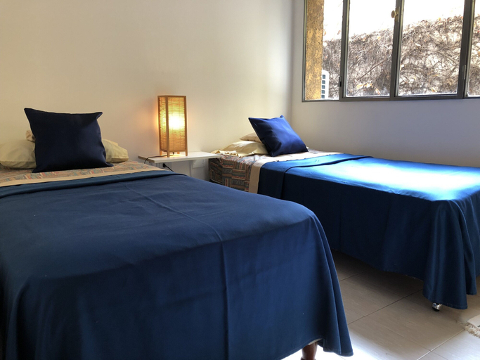Bedroom 2, Warm comfortable house great location, Capital