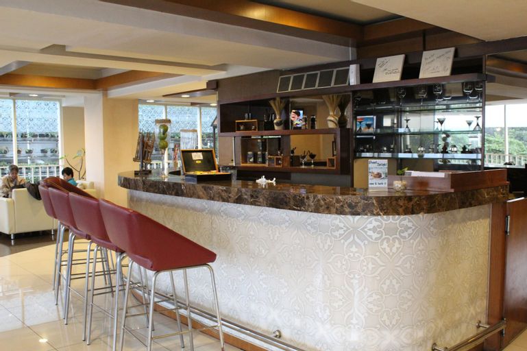 Anggrek Shopping Hotel, Bandung