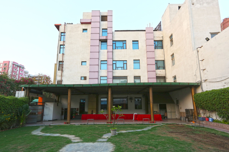 OYO 8826 Hotel City Garden, Ghaziabad