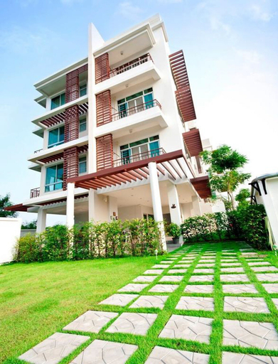 Green Apartment, Lat Phrao