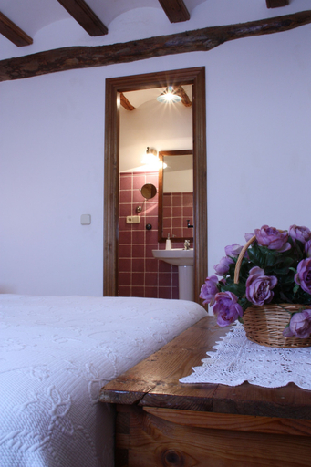Bathroom 4, La Casa de la Estación, Teruel
