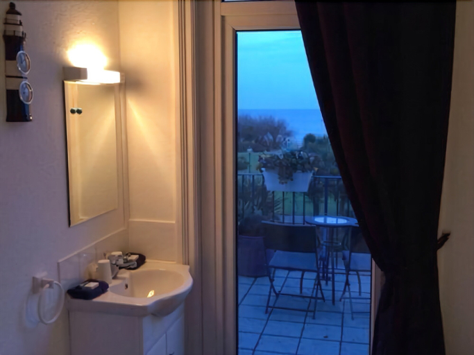 Bathroom 4, Beach Front Guest House, East Sussex