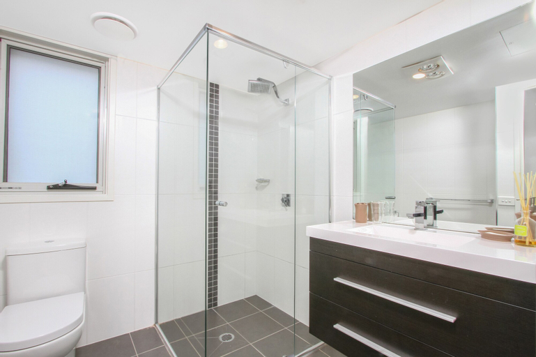 Bedroom 5, Accommodate Canberra - Braddon 33, Canberra