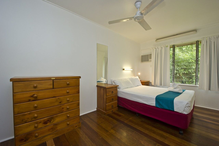 Bedroom 3, Kooyong Apartment 6, Magnetic Island