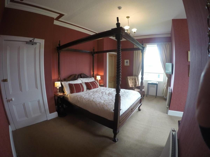 Bedroom 2, The Pines Guesthouse, Moray