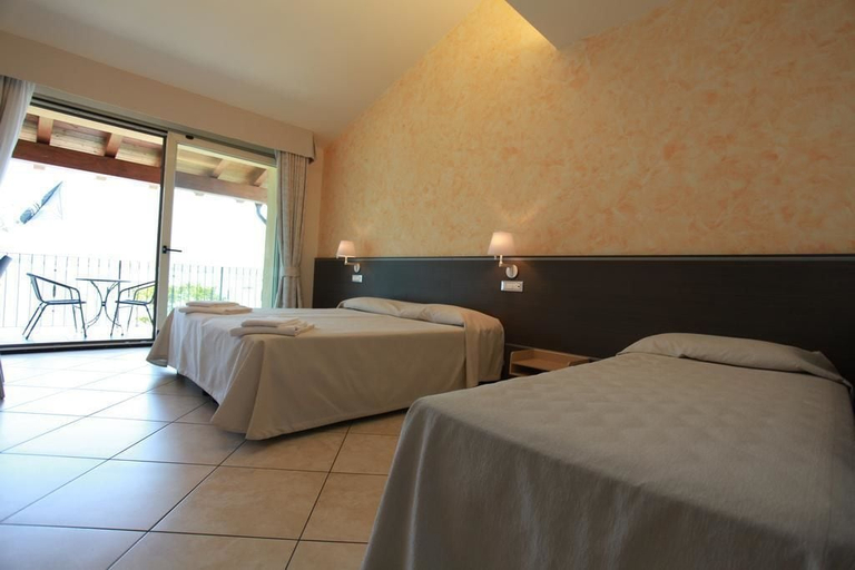 Bedroom 3, Hotel Lumin, Como