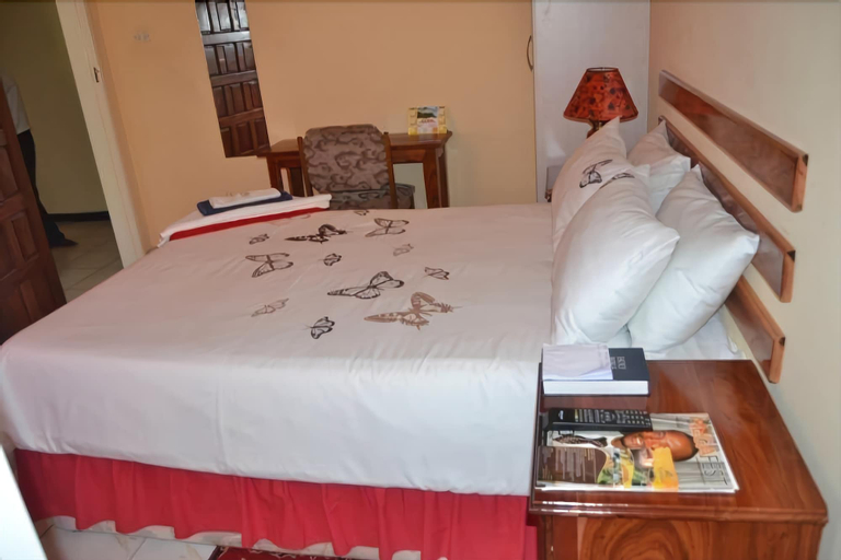 Ebuhleni Guest Lodge, Bulawayo