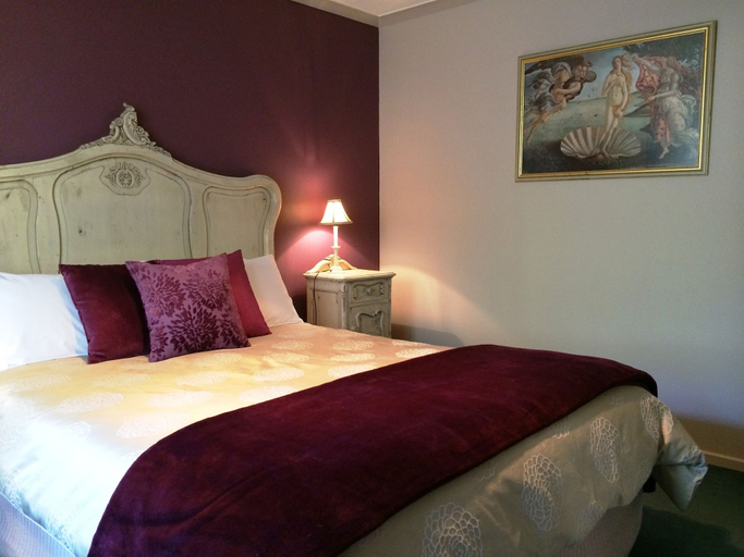 Bedroom, Countryside Connections Spa Cottage, Hepburn - East