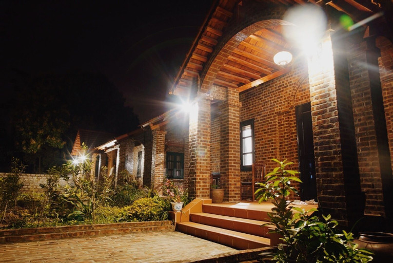 Dinh Gia Home, Gia Viễn