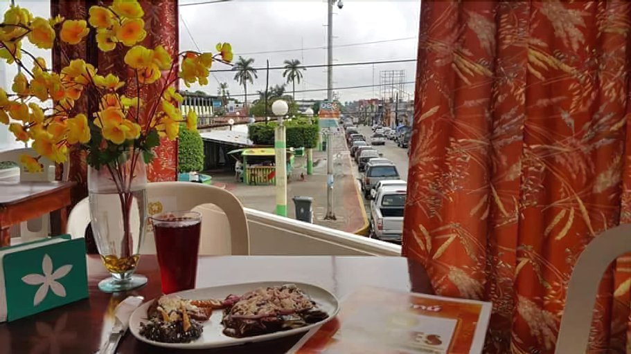Aries Hostel Y Restaurant, Cunduacán