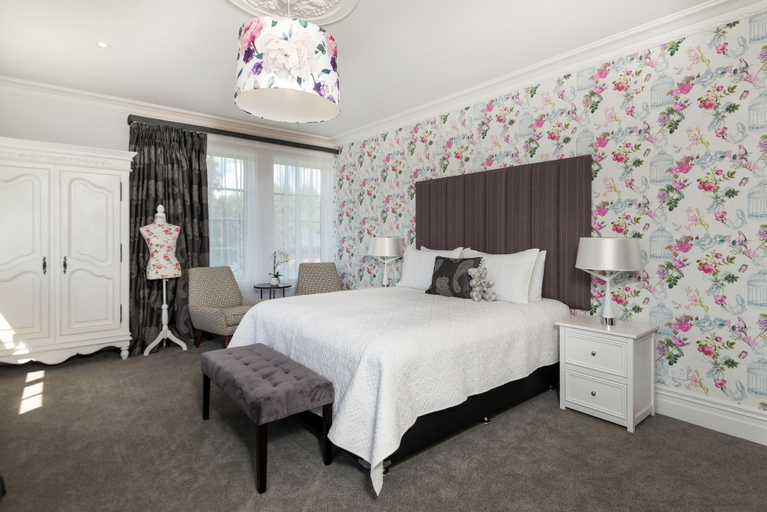 Bedroom 4, Henley Hotel, Waipa