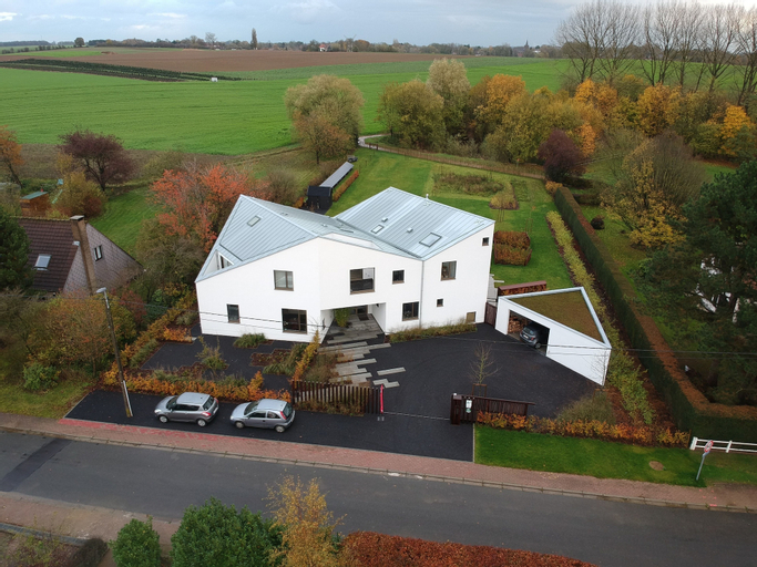Dimensions M, Brabant Wallon