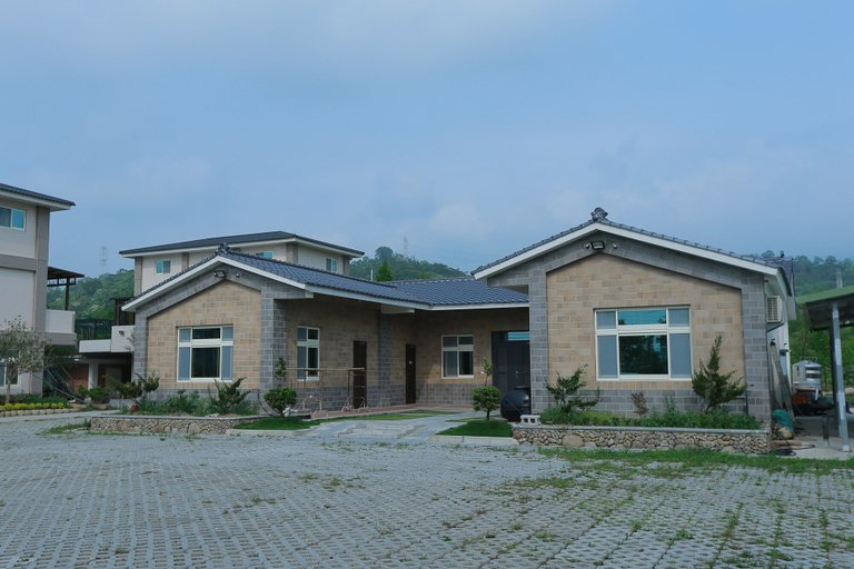 Exterior & Views 1, Urarakana B&B, Miaoli