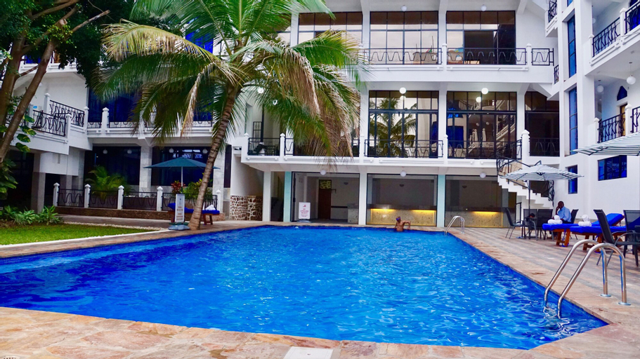 Mount Zion Hotel, Roherero