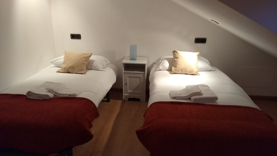 Bedroom 4, Apartamentos o Almacen, A Coruña