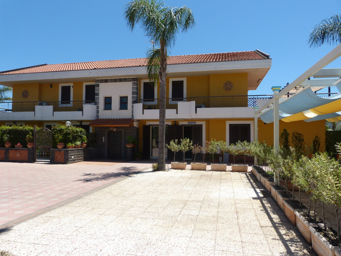 Exterior & Views 2, Le Ville della Contea, Catania