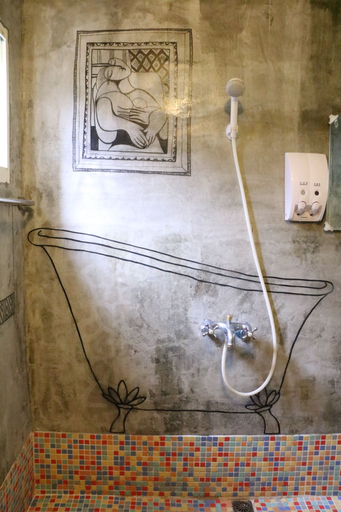 Bathroom, Patia Place Hostel, Pingtung