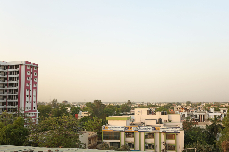 OYO 8826 Hotel City Garden, Ghaziabad