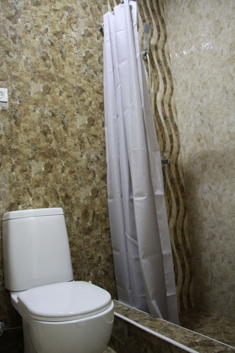 Bathroom 4, Peradia, Tskaltubo