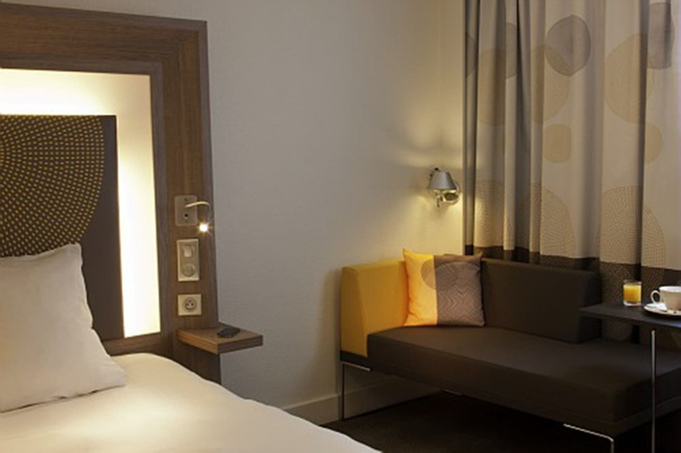 Bedroom 12