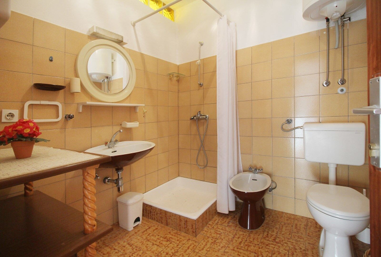 Bathroom 3, Apartments Vedra, Baška Voda