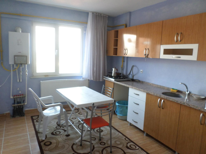 Baki Apart Hotel, Merkez