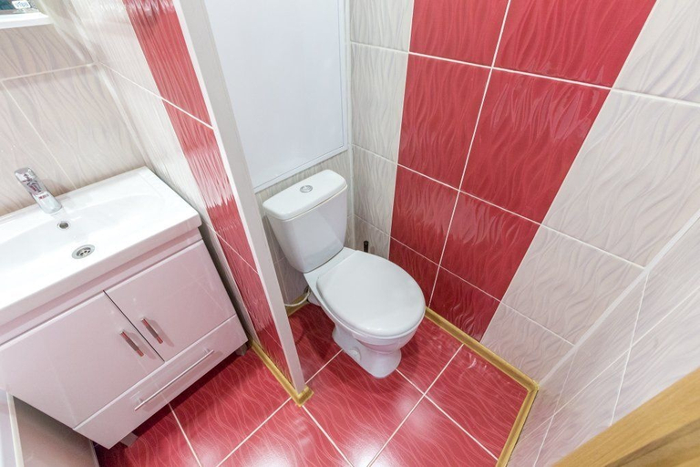 Bathroom, AG Apartment on Tamojennii proezd, Central