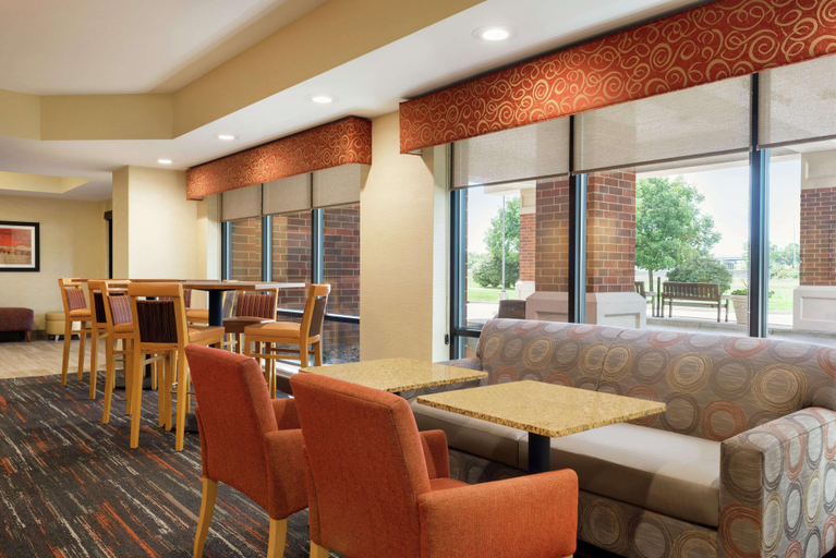 Public Area 2, Hampton Inn West Des Moines Lake Drive, Dallas